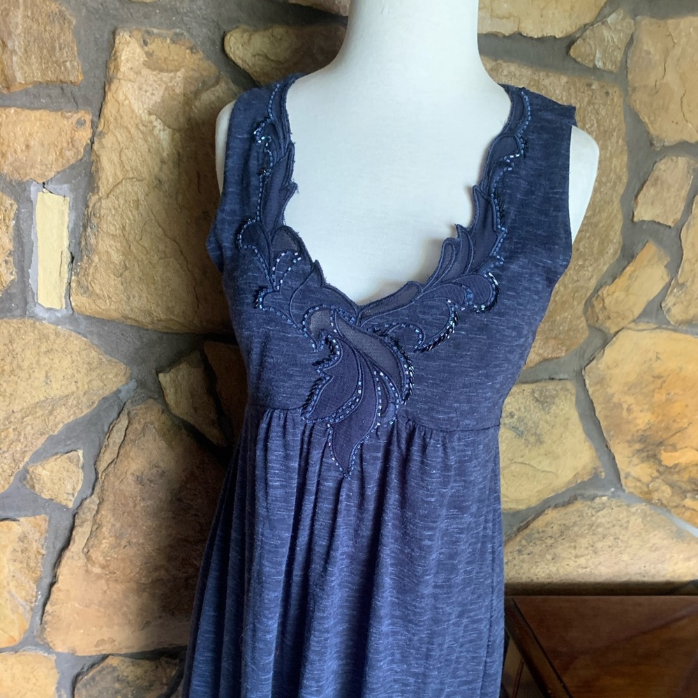 EUC Miss Me Navy Knit V-Neck w/ Lace Back Dress